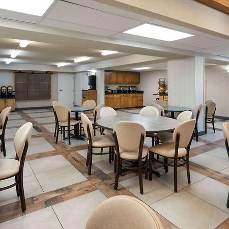 Days Inn & Suites By Wyndham Бозмен Екстер'єр фото