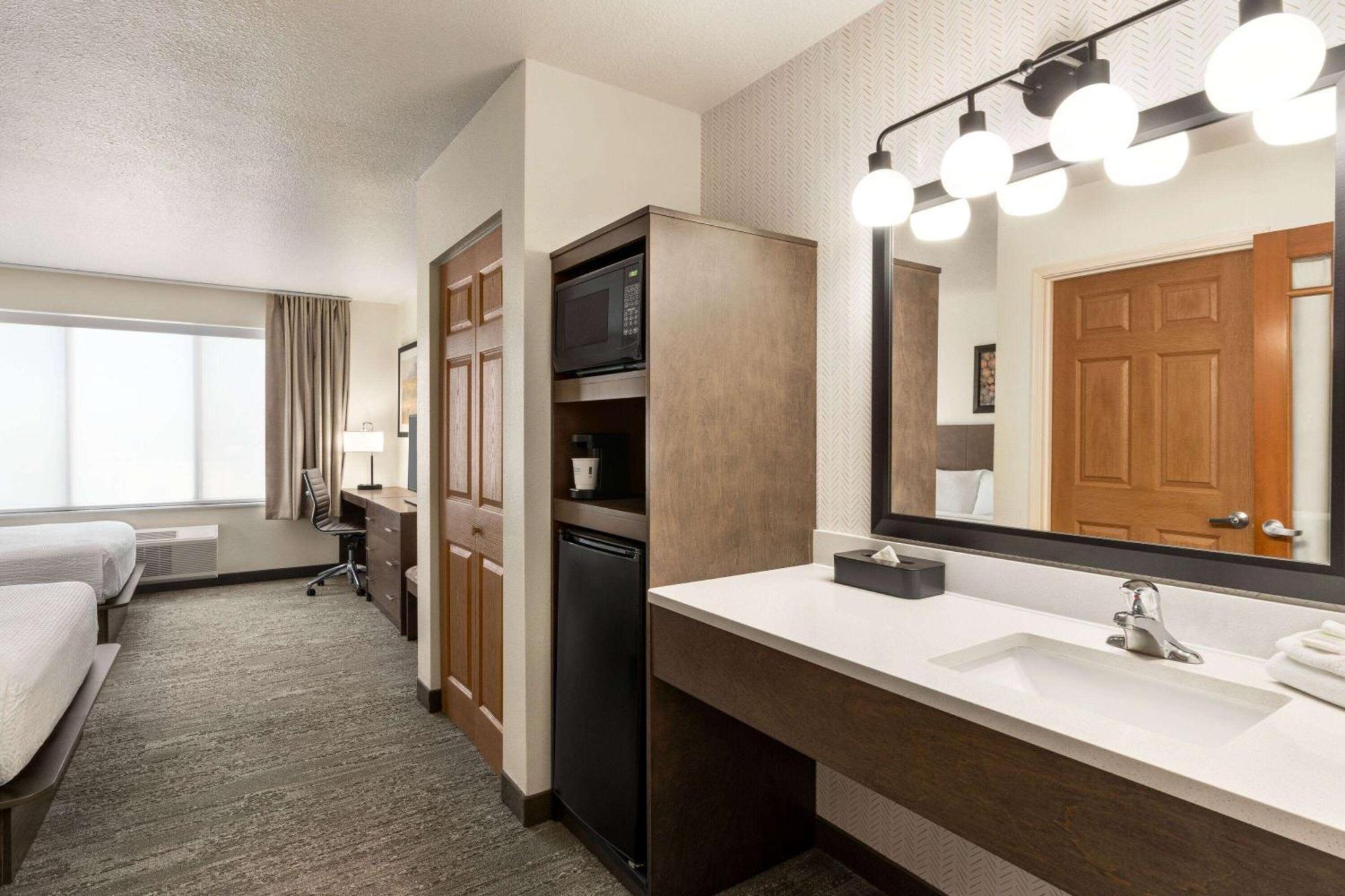 Days Inn & Suites By Wyndham Бозмен Екстер'єр фото